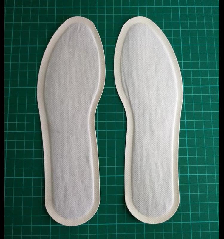 1雙2片裝 -23.5cm 加長型足墊 可貼式暖暖包 暖暖貼 足貼