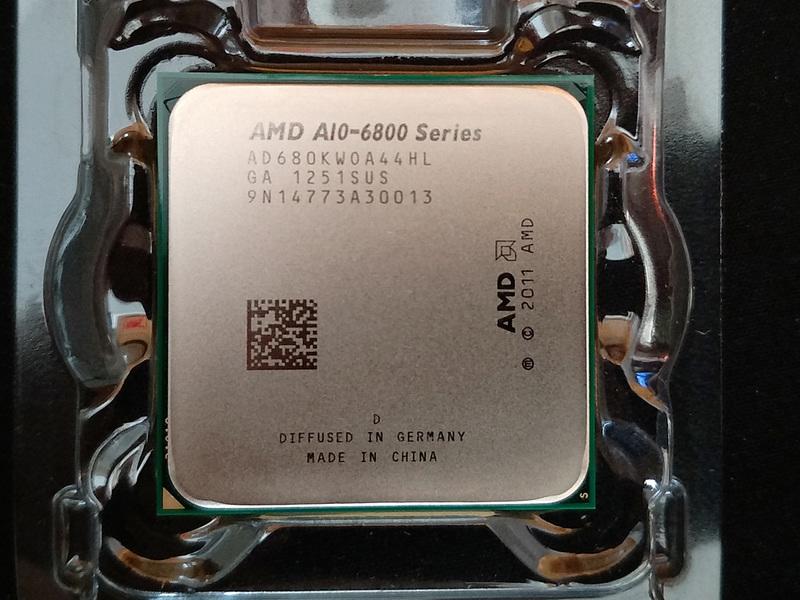 【含稅】AMD A10-6800K 4.1G AD680KWOA44HL 100W 四核四線 正式CPU 一年保 FM2