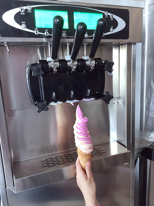 2024-最新款 雙缸雙控霜淇淋機 落地型霜淇淋機 40L/H 三色霜淇淋機 冰淇淋機