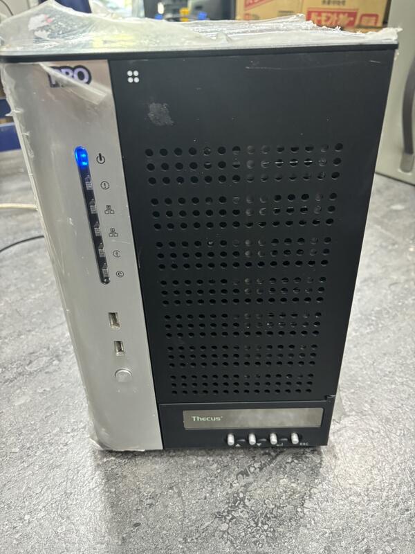 Thecus N7700PRO 大容量 7ベイ NAS Thecus NAS: Empowering