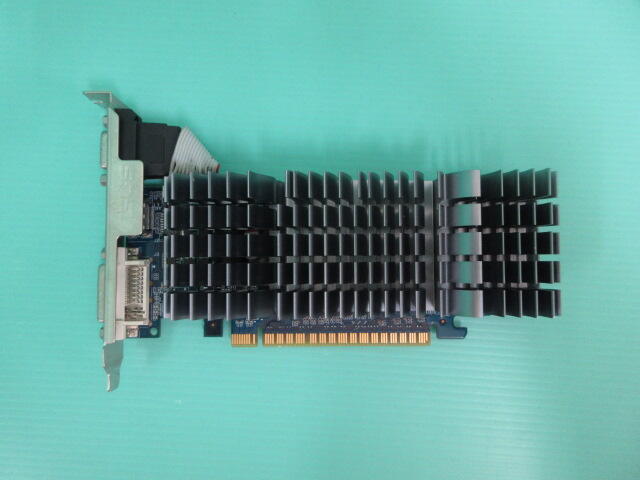 華碩ASUS ENGT520 SILENT/DI/1GD3(LP) (GT520 DDR3 1G-64bit)