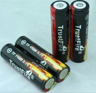 高品質最好的 Trustfire可充電式 3號 AA 3.7V,900mAh 鋰電池 TF14500,尖帽,充放電保護板