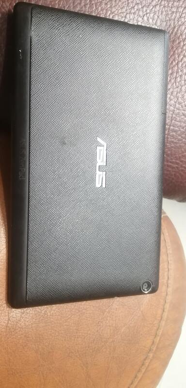 不開機不充電。沒有破屏ASUS ZenPad C 7.0 Z170CX 7吋四核平板(WiFi/8G)-特務黑