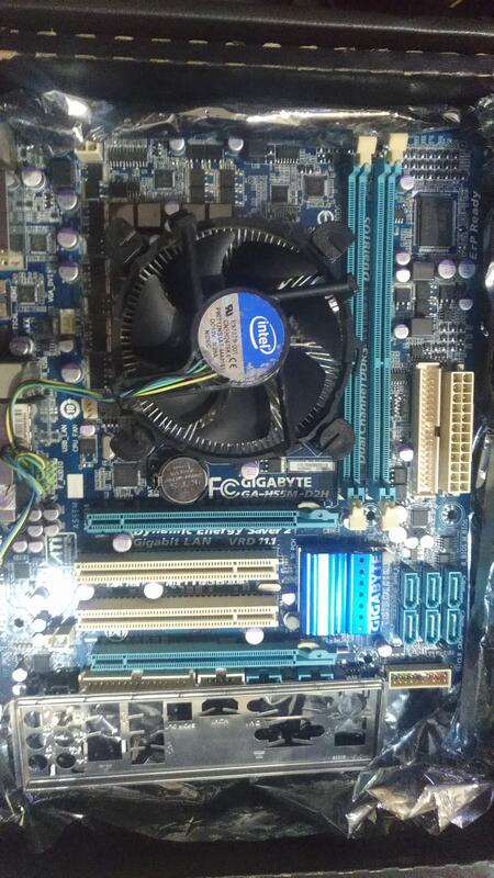 ㊣1193㊣  技嘉 GA-H55M-D2H 1156 DDR3 贈 CPU i5-750 雙 PCIE 可議價