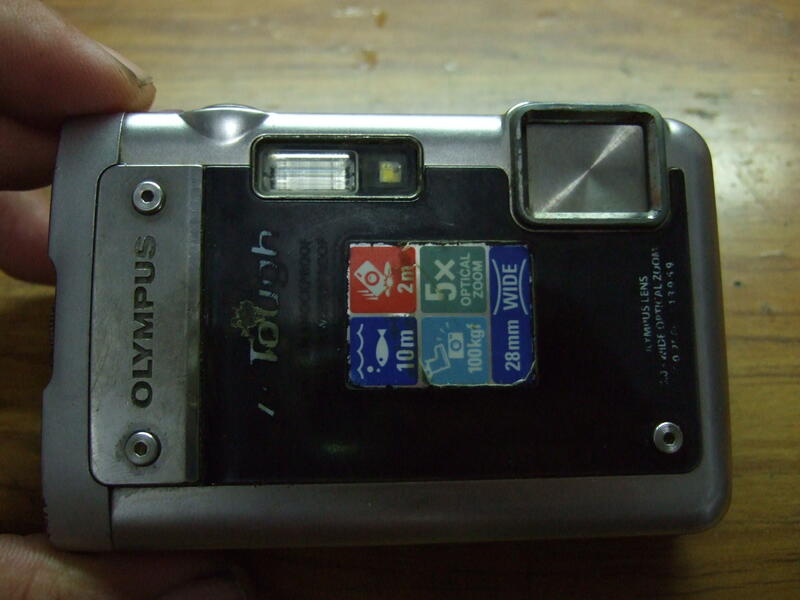 olympus 8010