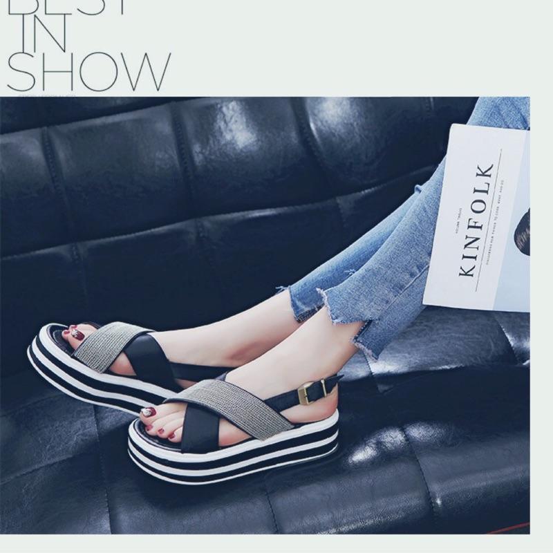 ✨芙✨2017新款韓版學生一字式扣帶鞋子厚底鬆糕鞋（2色）