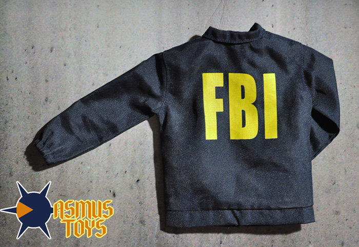 Asmus Toys :　FBI 特務夾克