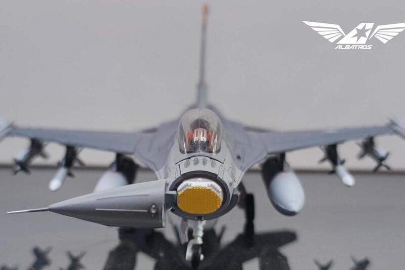 【模王 預購】國軍 F-16 F16 紅太陽 灰太陽 比例 1/72 合金完成品 Calibrewing出品 非 HM