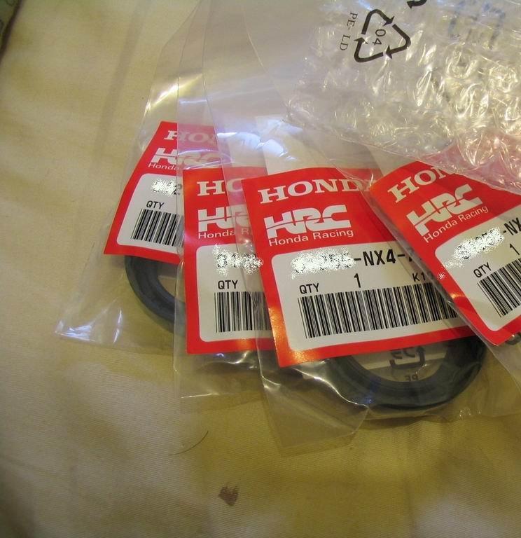 HONDA HRC RS125 前叉油封 正日本製  泰N NX4 NF4 NSR  MONKEY NSR150 SP