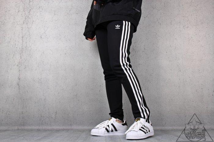 HYDRA】adidas Originals SST Track Pants 窄管三線褲楊冪【CE2400