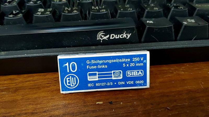 德國 ELU 1.6A 250V (T慢熔) FOR AUDIO 20mm 保險絲 x1個(非一盒)