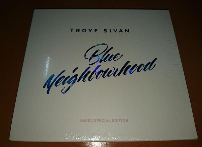 特洛伊 Troye Sivan/藍色年少 Blue Neighbourhood 韓國限定特別版(CD+DVD)，全新未拆