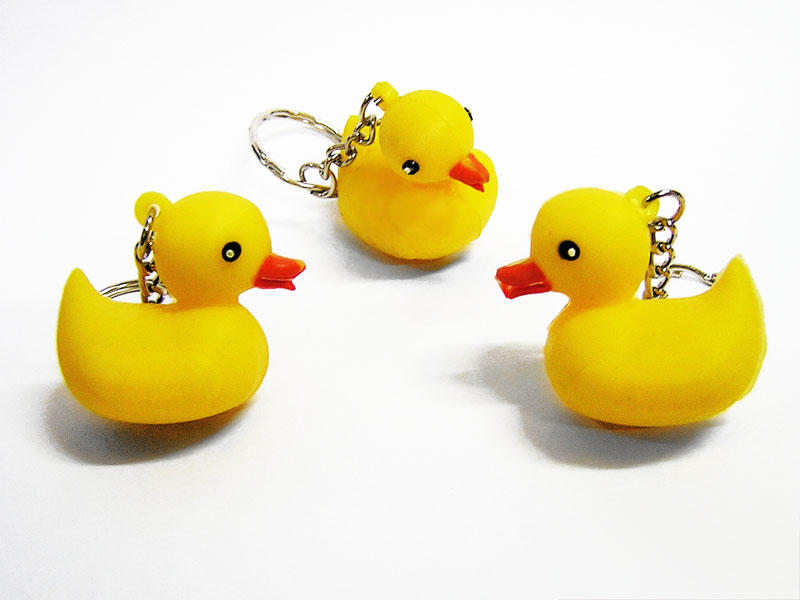 【常田 EZ GO】黃色小鴨 鑰匙圈 匙扣圈 黃色小鴨軟膠鑰匙圈 玩具鴨吊飾 飾品 12入/180元