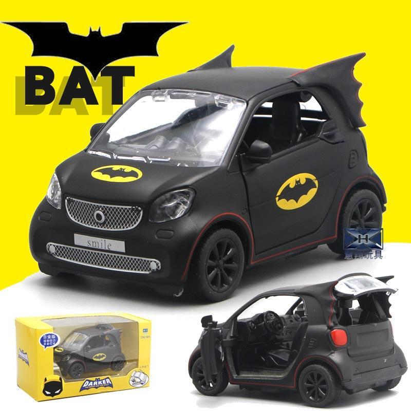現貨1:32 smart 蝙蝠俠Q版卡通合金燈光迴力車 smart 玩具像真 聲光車門可開