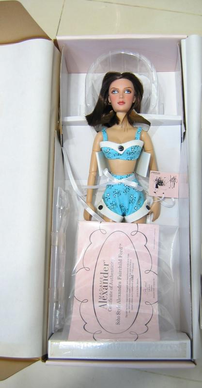全新16" Madame Alexander Soho Style Doll (#0145/750)限量+重繪娃