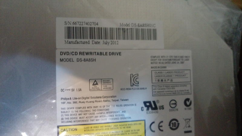 DS-8A8SH DVD燒錄機 8X SATA (售280)