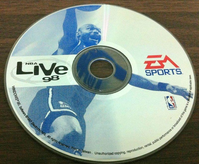 PC GAME--NBA LIVE 98 /2手