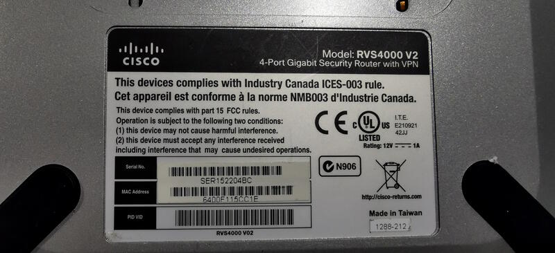 Cisco RVS4000 4ポートギガビット VPN搭載セキュリティルータ 若々しく