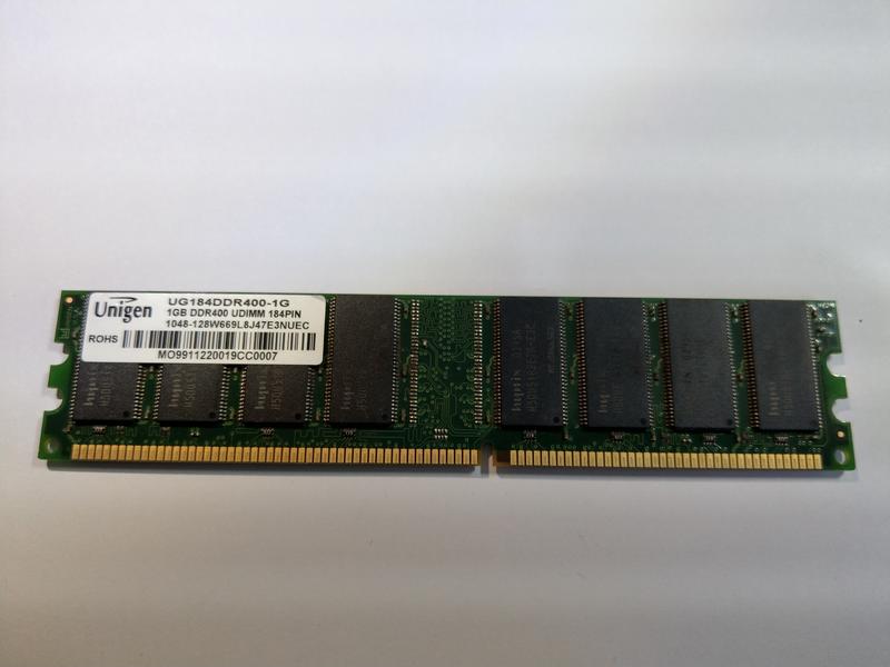 Unigen 1G DDR 400 (Hynix顆粒)