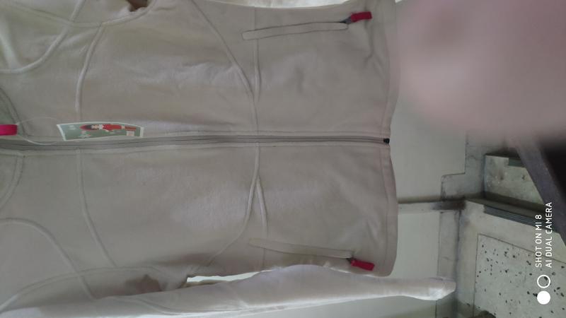 台灣製米色高領刷毛防風保暖外套夾克拉鍊口袋，M號衣寬44衣長60袖長56公分
