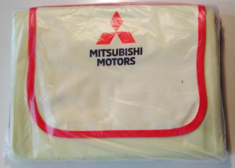 (全新) Missubishi Motors 三菱汽車 野餐墊 (200x145cm)