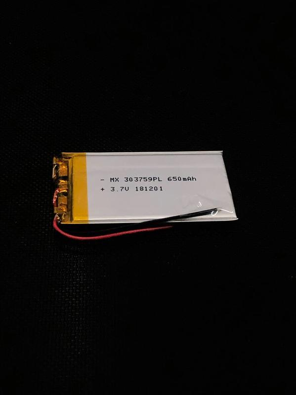 303759  3.7V 鋰聚合物電池
