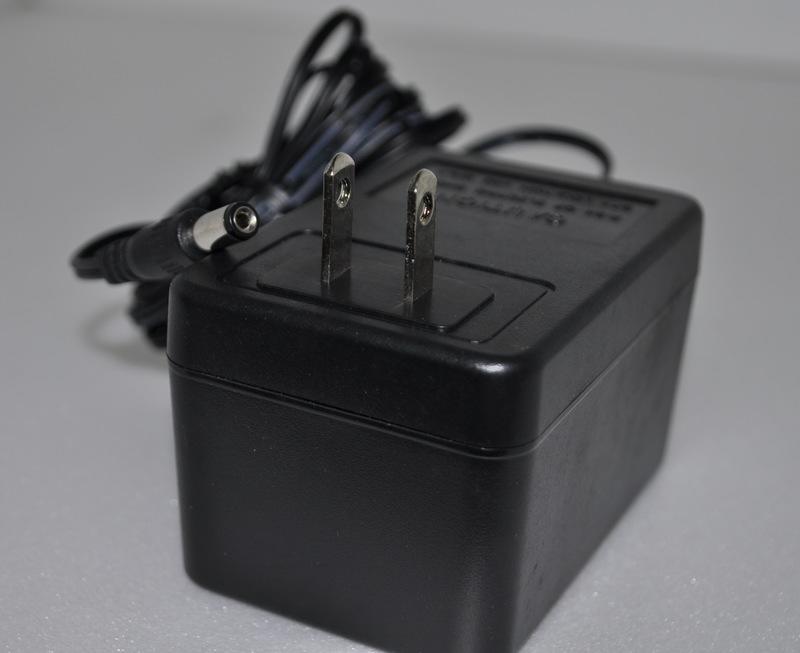 AC Adaptor Power Supply PSU 整流器 變壓器 電源轉接器 充電器 電供 7VDC 1600mA