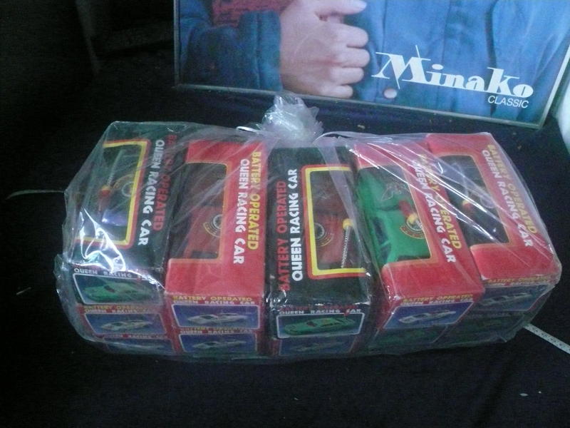 ◎貓頭鷹◎早期懷舊童玩專賣-早期台版塑膠製警車玩具15盒稍有髒汙凹陷破損(5F-TOYBOX37)