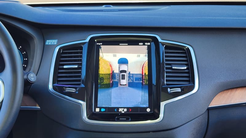 富豪 XC90 B5 Plus 七人座丨2023年出廠︱大瑋汽車 專營VOLVO車系  ✈ 2025.12發文有實車