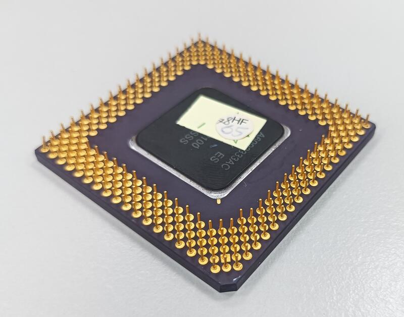 Intel Pentium _ A80502100 SY007 _CPU_ 古董CPU處理器- (收藏用) | 露天市集 | 全台最大的網路購物市集