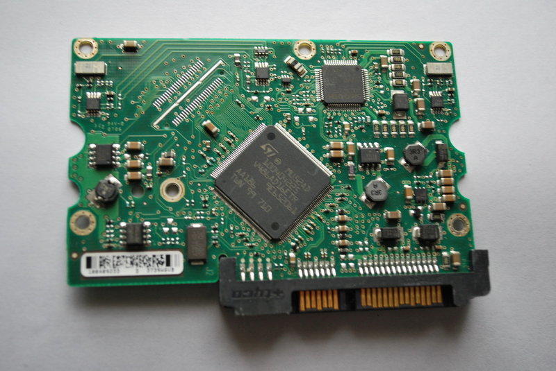 硬碟檢測  硬碟修復  資料救援  WD硬碟電路板