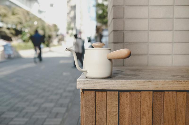 【多塔咖啡】日本Tsubame製造 宮崎 MiyacoCoffee 不鏽鋼 細口壺  濾掛手沖壺400ml 米白色