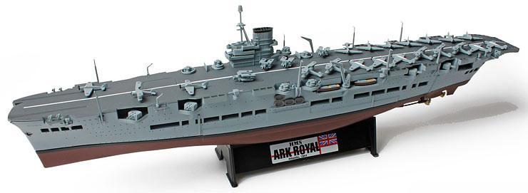 英國海軍皇家 方舟號 航艦(二戰時擊沉德國主力戰艦"俾斯麥"~比例1/700部分合金完成品~UNIMAX出品