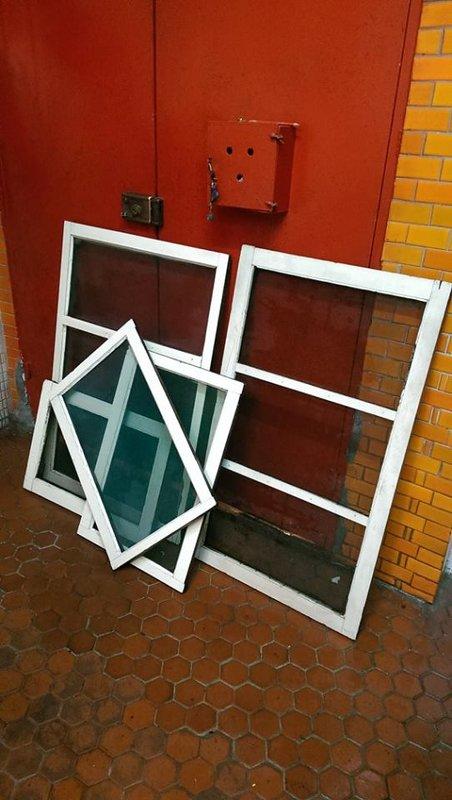 【野菇市集】檜木窗框--老窗框 木造家飾  老紗窗(白)