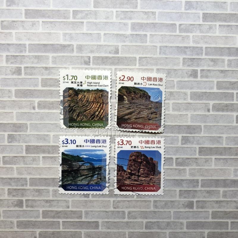 *:＊╮莎布窩╭＊:*  中國香港郵票 4 張