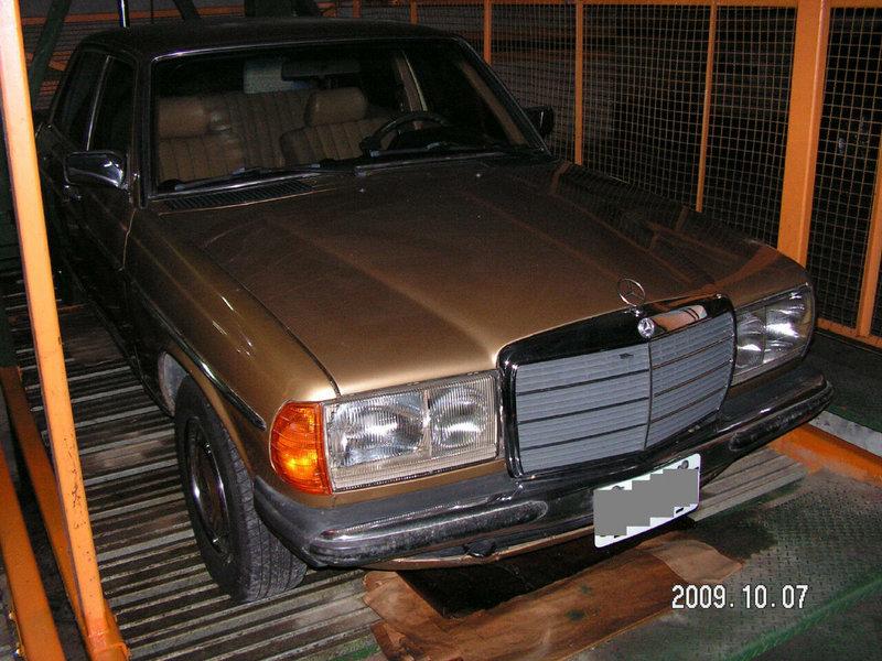 古典老賓士 Mercedes Benz W123 200金色-骨董老賓士的敲門磚