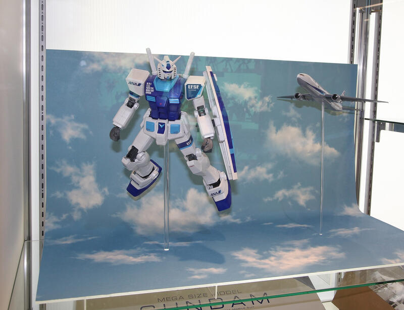 例外金額ANA GUNDAM MEGA SIZE MODEL 2個