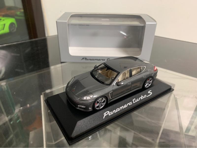 1:43 Minichamps Porsche Panamera Turbo S 原廠盒裝