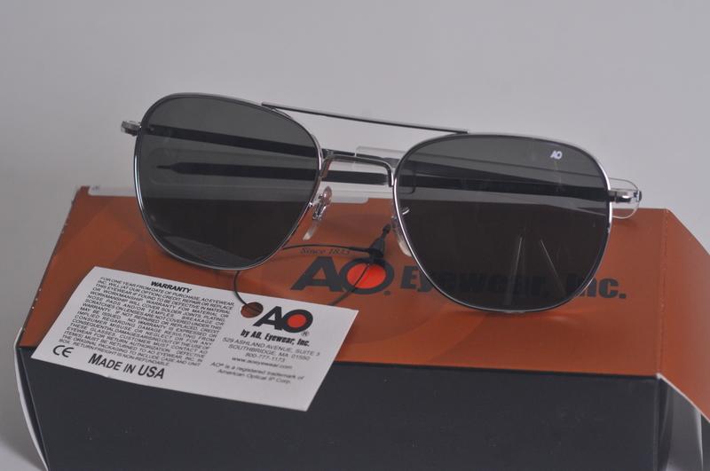 時尚軍品風~《岡山名人》AO 美軍飛行眼鏡5560元  種類繁多~歡迎電話詢問！