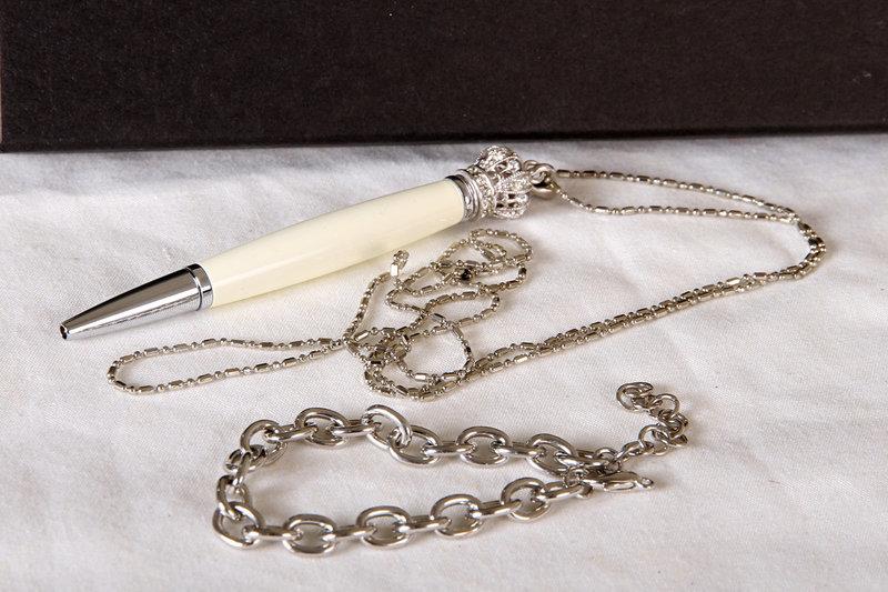 ARTEX 施華洛世奇水鑽皇冠造型筆(白色)附項鍊和手鍊*
