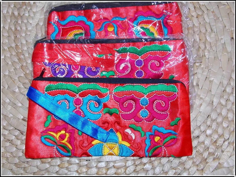 【雅之賞|佛教|藏傳文物】特賣* (3個)手工布藝刺繡繡花包 8*17cm 手串佛珠袋~800109