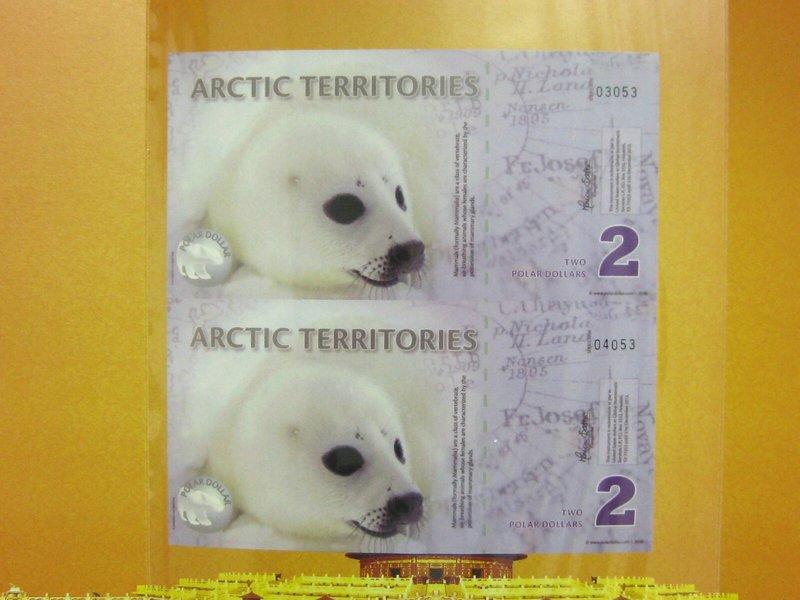 ★￥--2010年--- 2 元---海豹---北極鈔---塑料鈔---二聯體帶冊---￥★--增值系列收藏