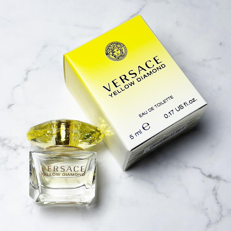【Orz美妝】Versace 凡賽斯 香愛黃鑽 女性淡香水 5ML 小香 Yellow Diamond