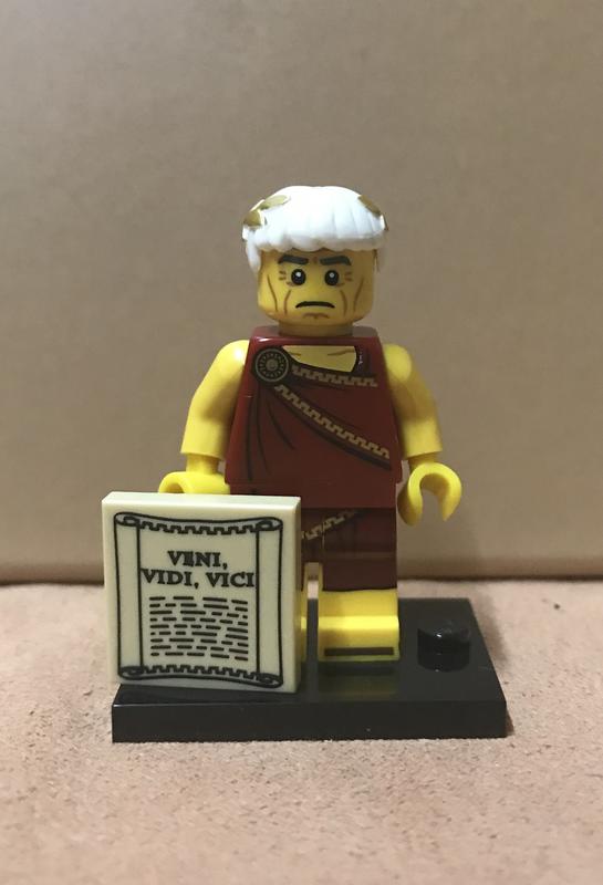 全新 LEGO 樂高 Minifigures 人偶包  71000   羅馬大帝 Roman Emperor