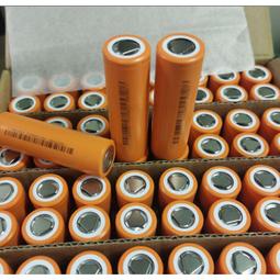 21700鋰電池 3.7V  4800mah 手電筒電池 動力電池 p90手電筒 專用電池