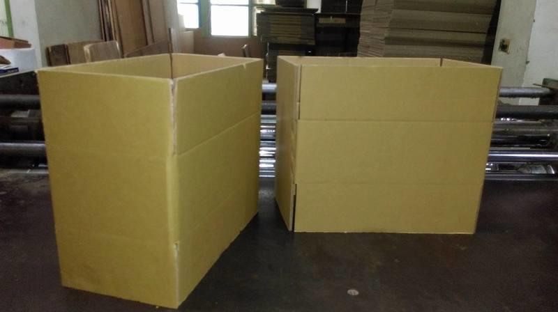 瓦楞 紙箱 .紙板 ~披薩盒、紙盒(桃園) 搬家有現貨. 配合工廠大量生產訂做各種尺寸