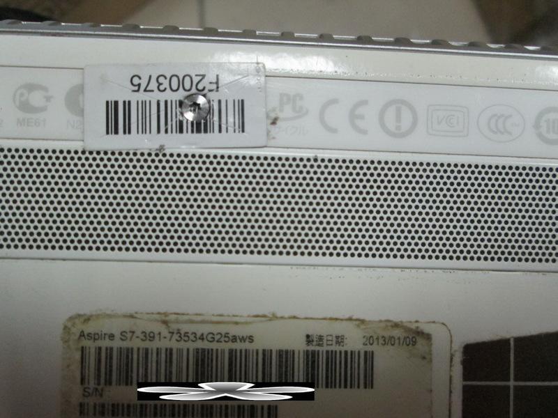 台中筆電維修：ACER Aspire S7-391 筆電開機無反應,開機斷電,顯卡故障花屏,面板變暗.泡水主機板維修