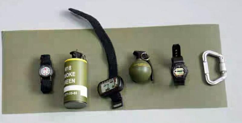 ES26031 海豹 特價零件~手榴彈煙霧彈手錶 GPS D扣+貼紙共7様~現貨多組