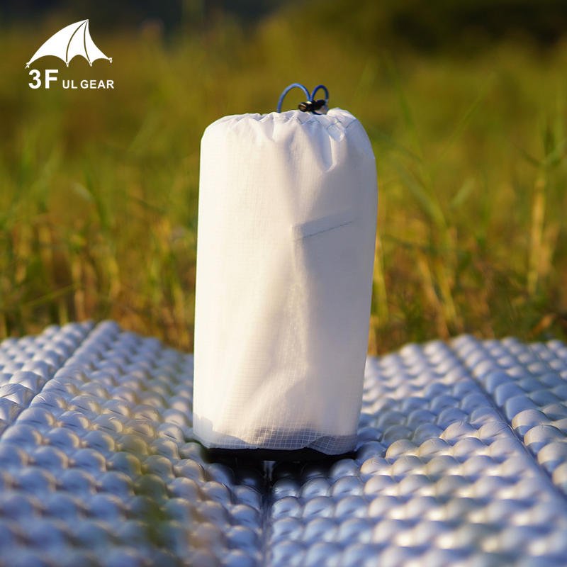 【山道具屋】三峰出 3F Tyvek 泰維克超輕防潮透氣抗水露宿袋- SOL Escape Bivvy可參考