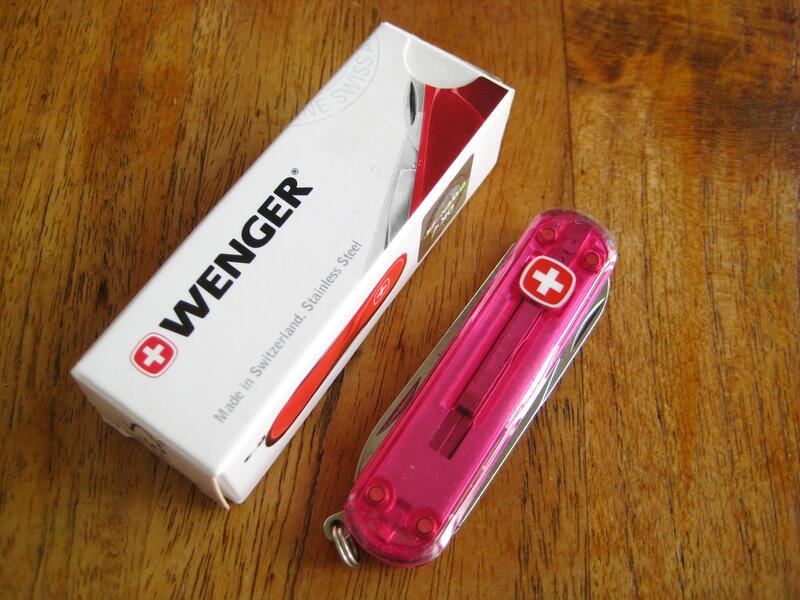 【新品 WENGER 8用瑞士刀 65mm 透明粉紅色 Translucent 624 VICTORINOX】